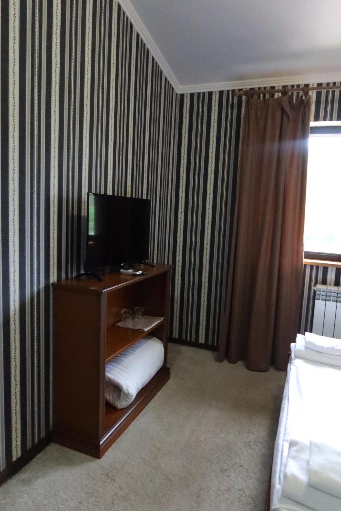Carivka Hotel Buitenkant foto