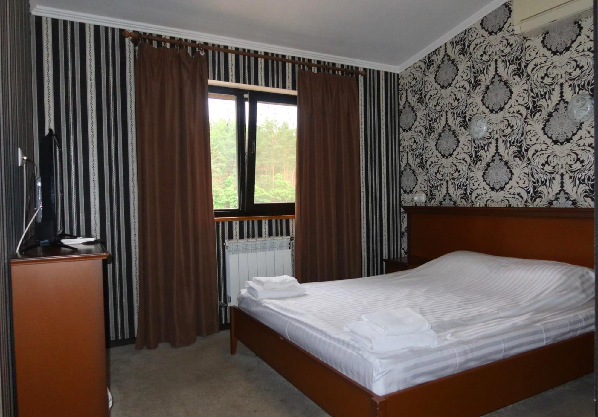 Carivka Hotel Buitenkant foto
