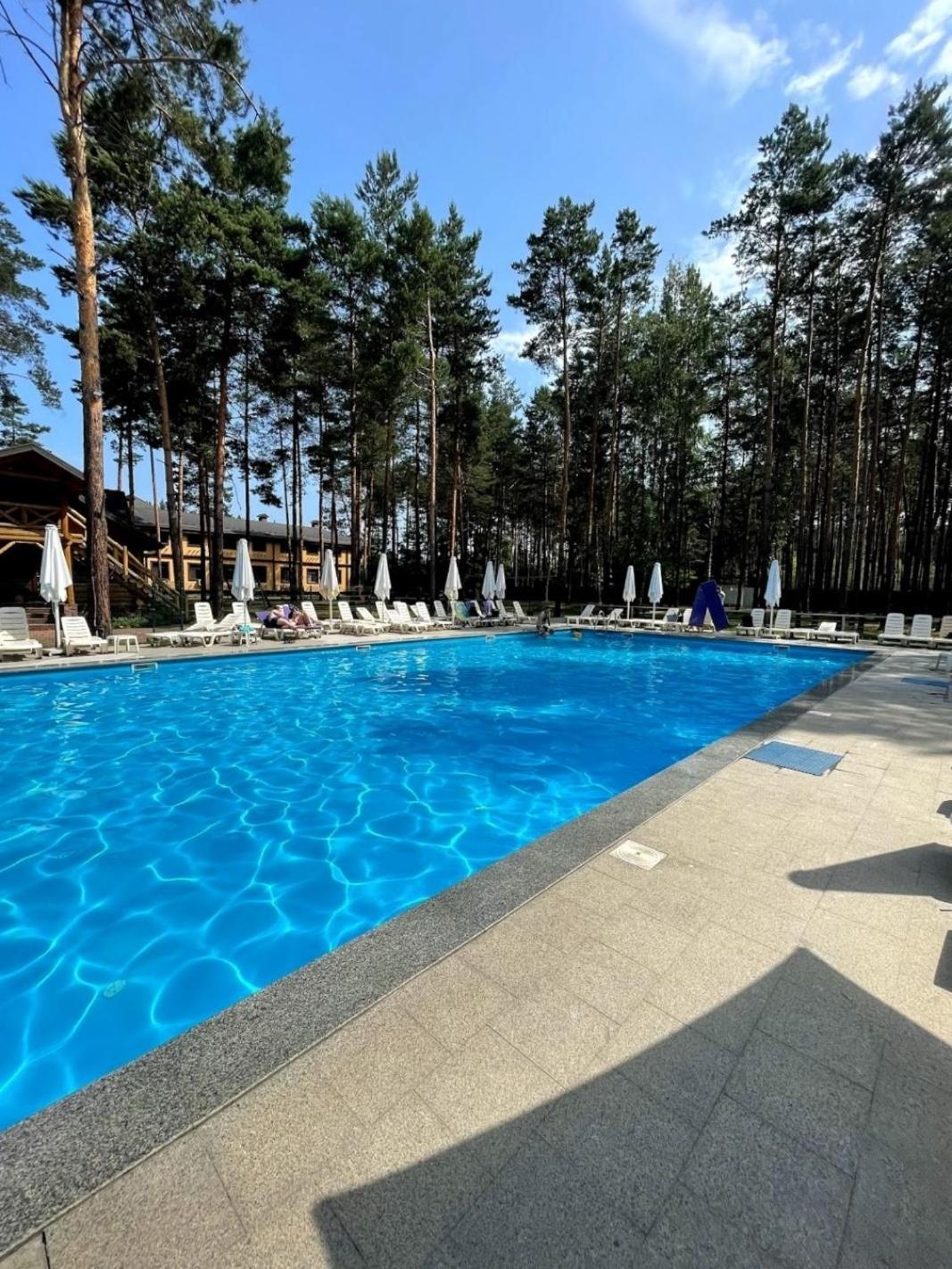 Carivka Hotel Buitenkant foto