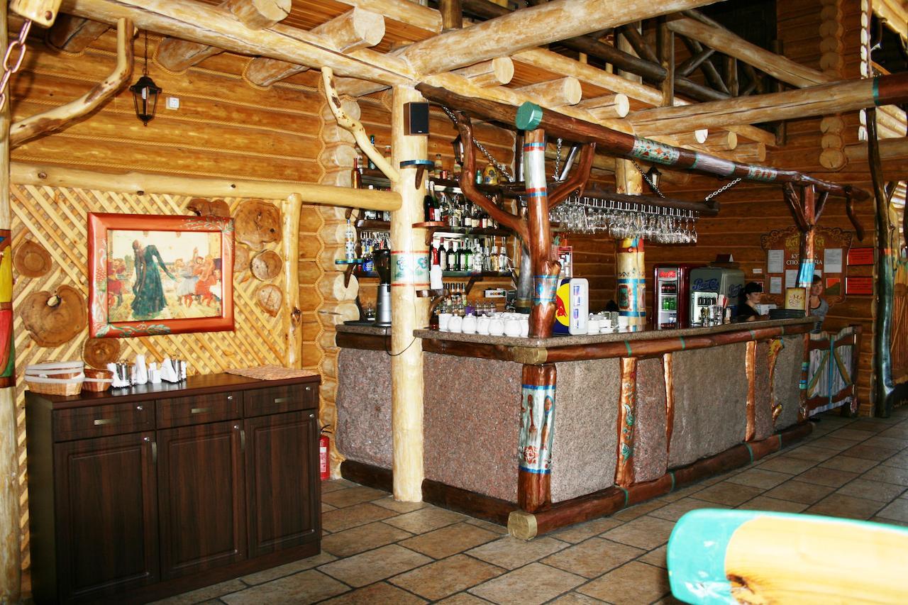 Carivka Hotel Buitenkant foto