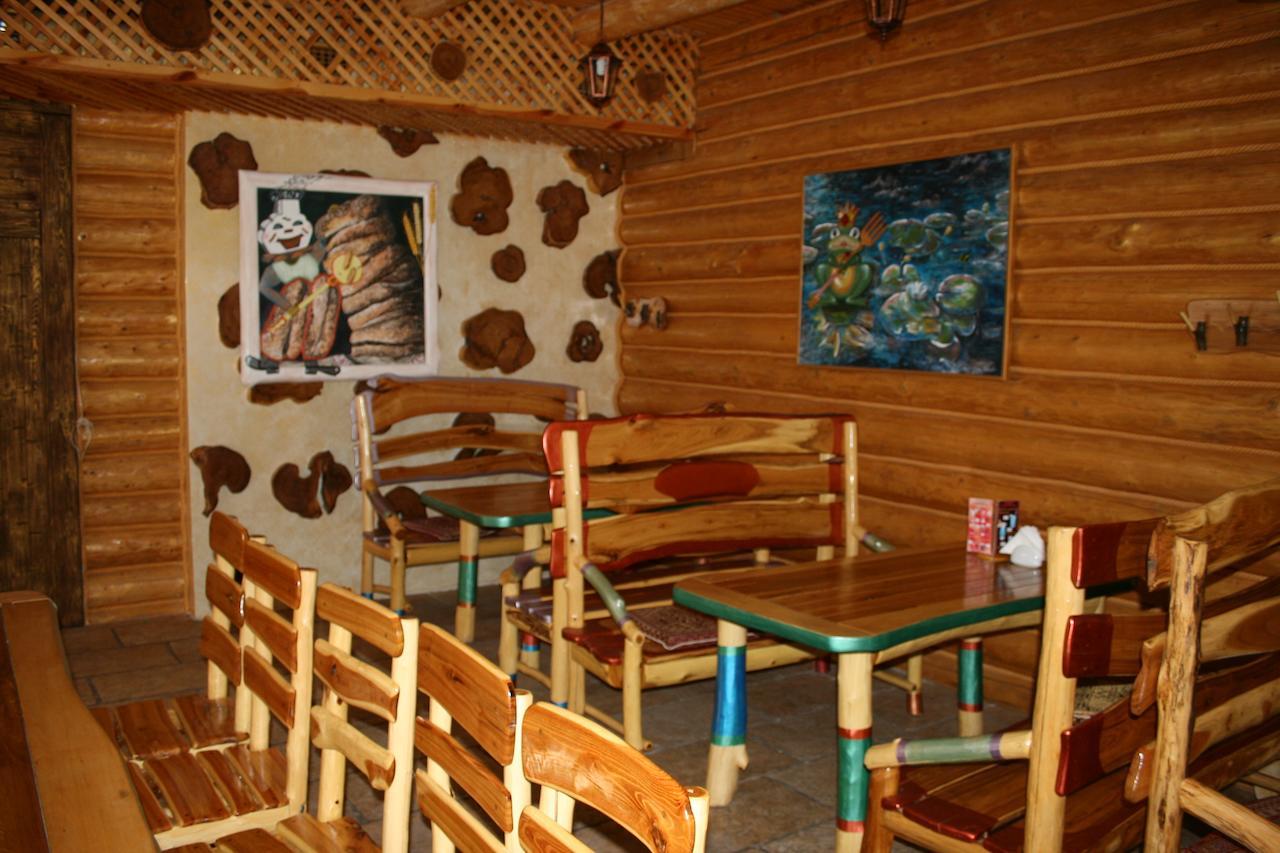 Carivka Hotel Buitenkant foto